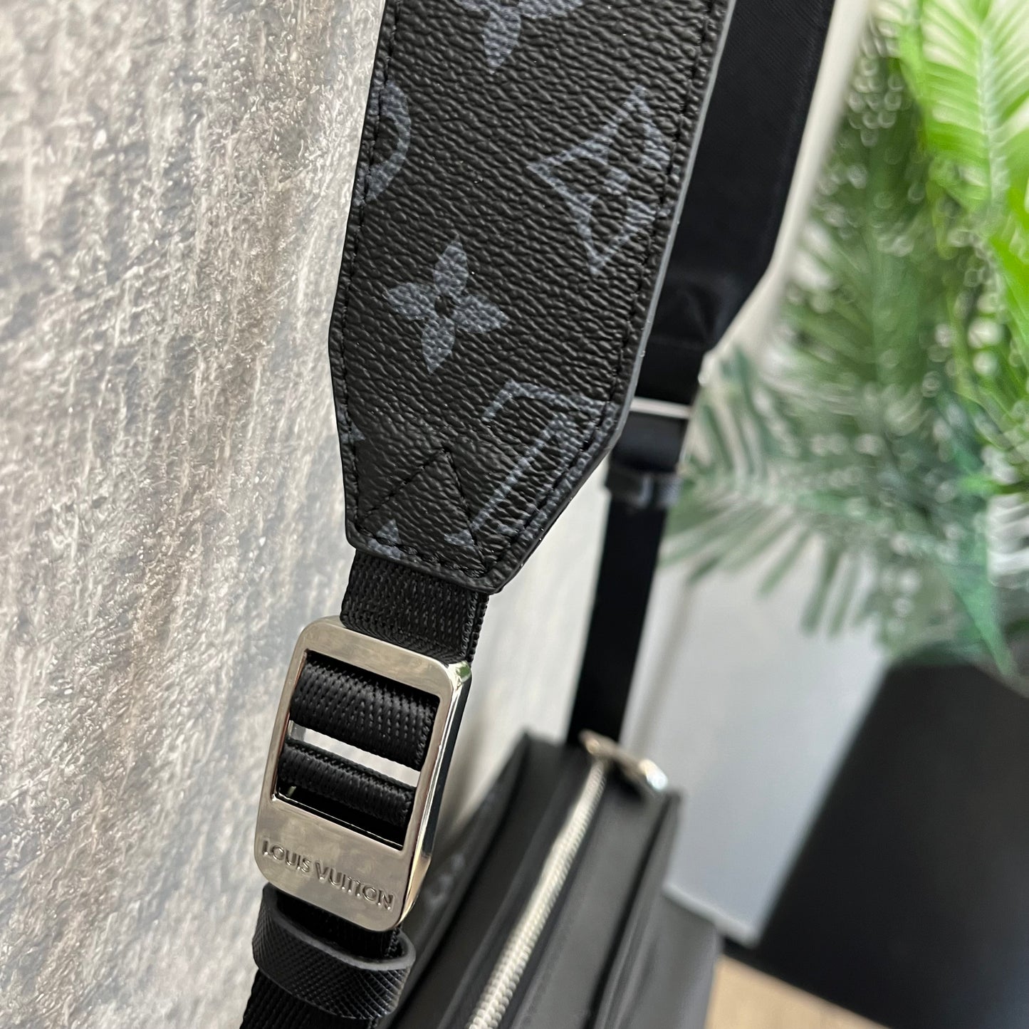 LV Outdoor Messenger Monogram