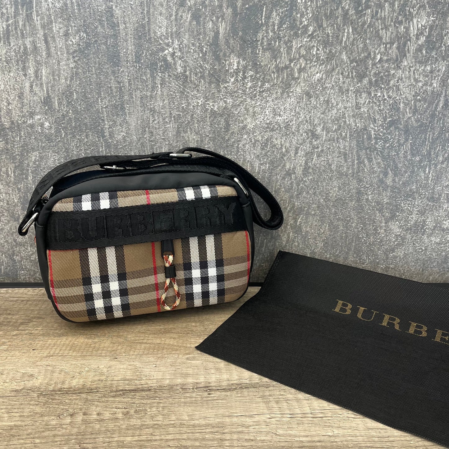 Burberry Slingbag