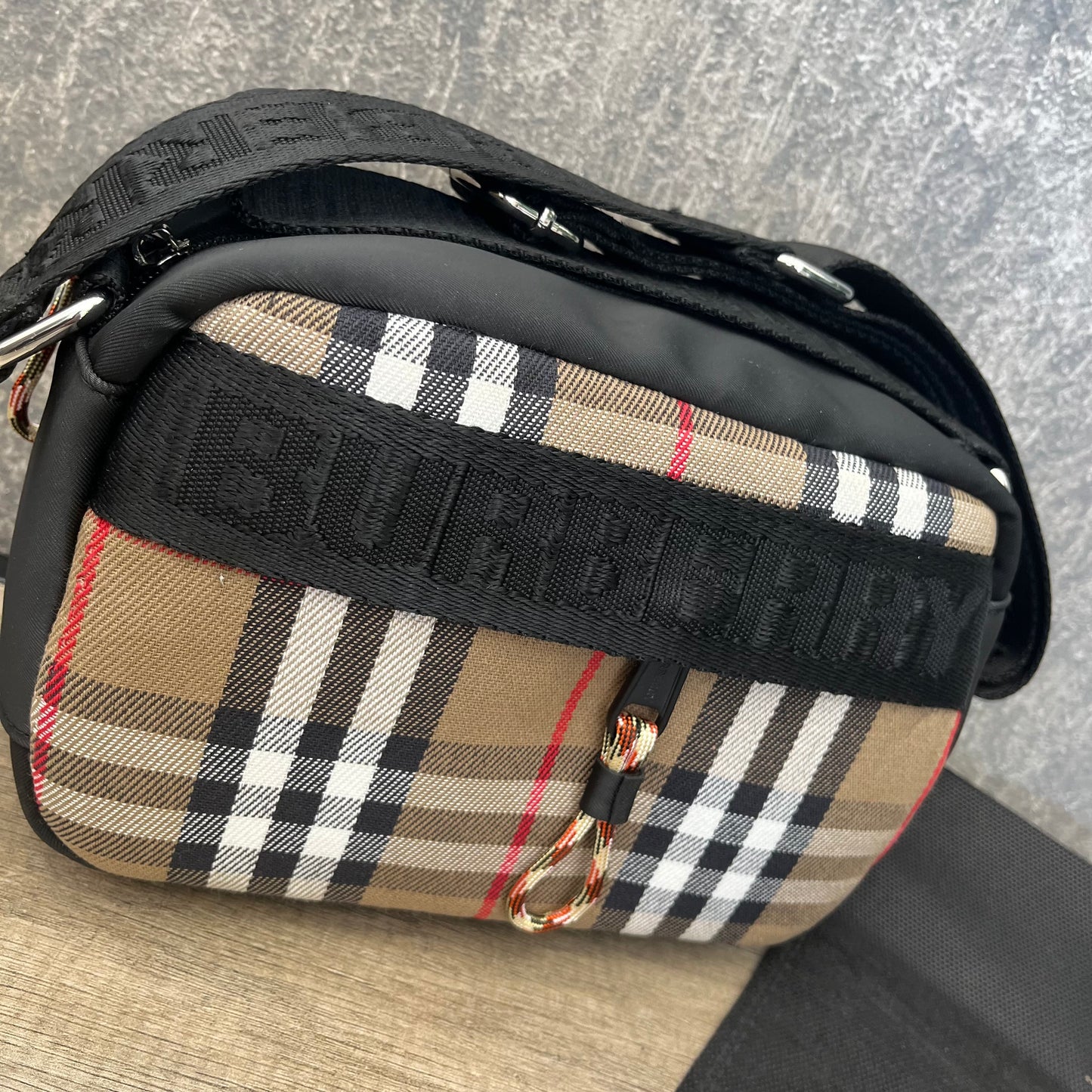 Burberry Slingbag