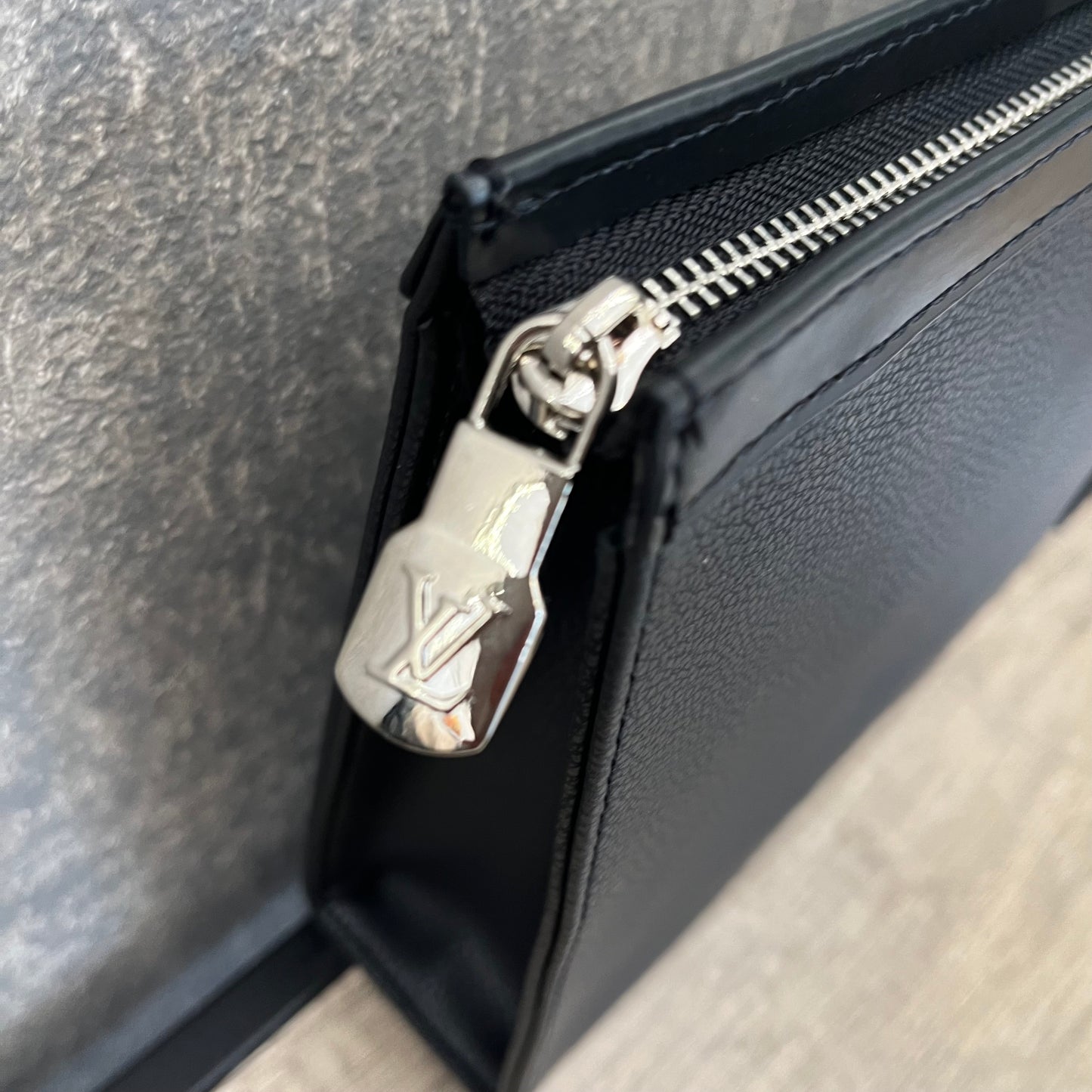 LV Toiletry Pouch 26 Black