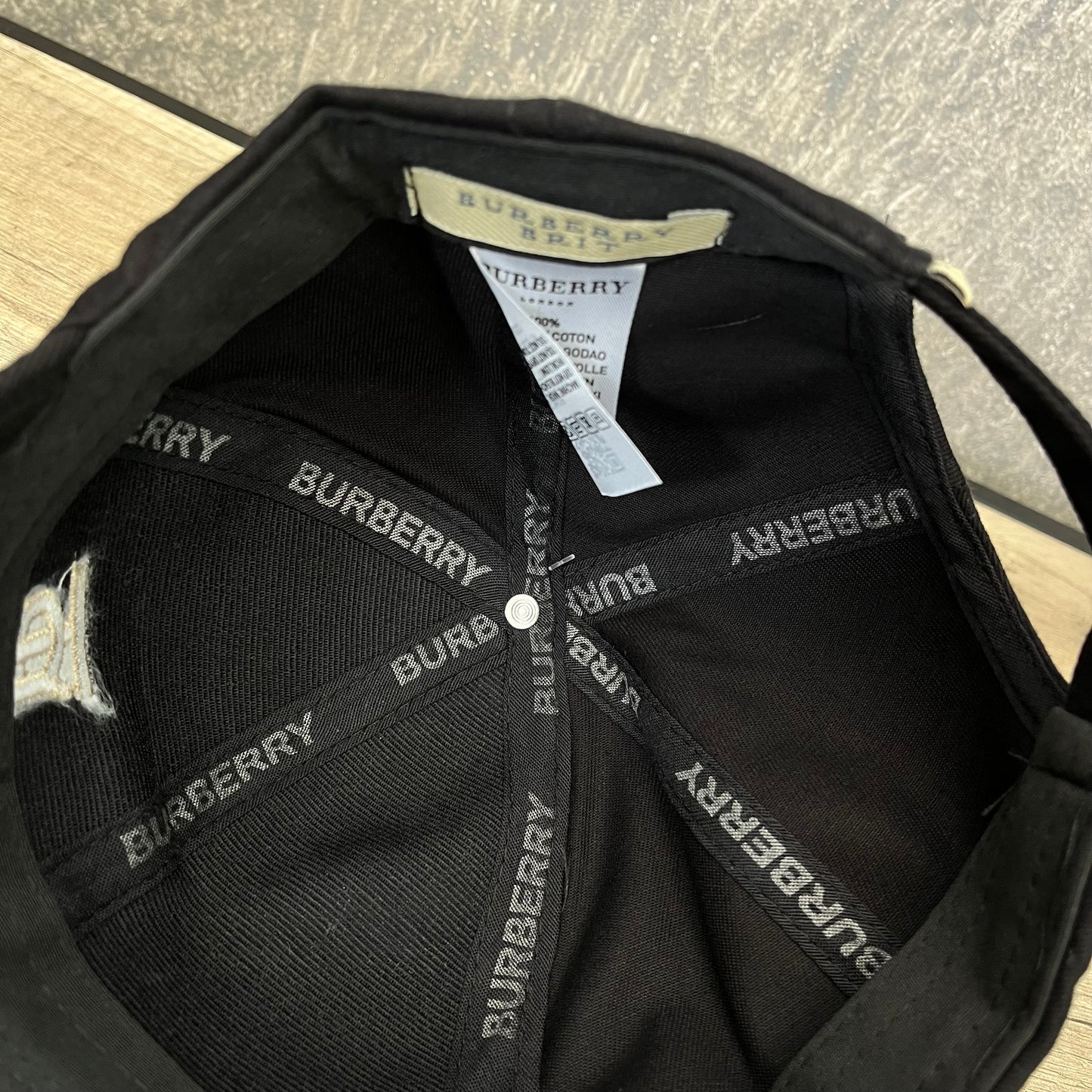 Burberry TB Hat Black