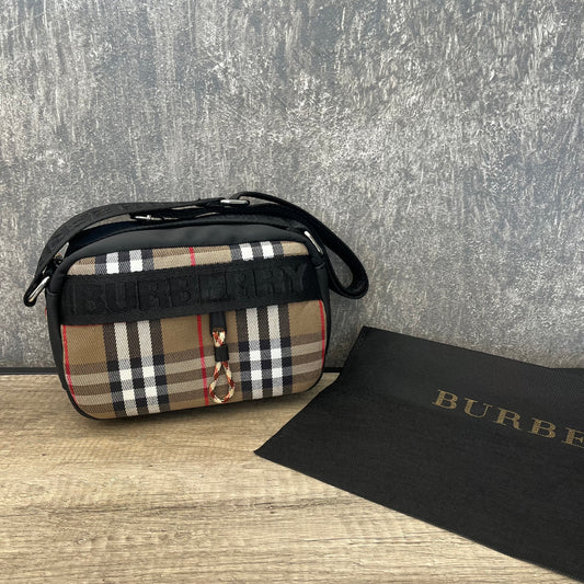 Burberry Slingbag