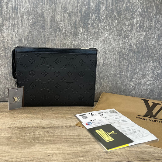 LV Toiletry Pouch 26 Black Monogram