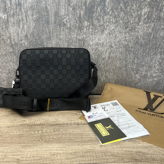 LV Duo Messenger Bag Black Damier